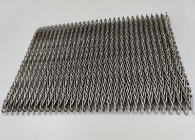 China Eslabón de cadena espiral plano del acero inoxidable 304 de la malla de alambre de la banda transportadora de la flexión en venta