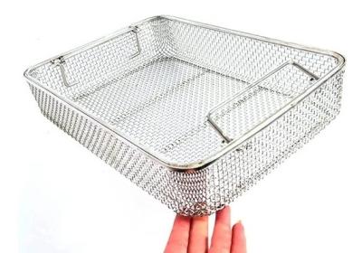 China Sterilization Storage Wire Mesh Baskets Stacking Handle Medical Instruments Container for sale