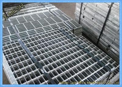 China Serrated Welded Steel Bar Galvanized Grating Step For Floor Application for sale