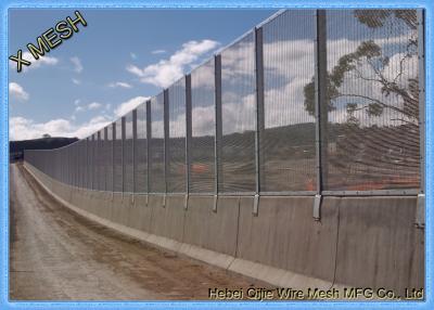 China Modern High Security Welded 358 Mesh Security Fence 76.2 mm×12.7 mm Opening for sale
