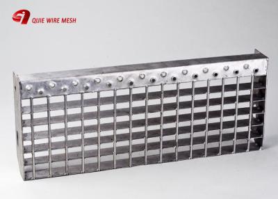 China Galvanized Welded Steel Bar Grating Stair Steps Meet DIN 24531 Standard for sale