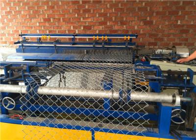 China Single Wire Auto Chain Link Wire Mesh Fence Machine With Wire Thickness 2-4mm for sale