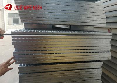 China S275JR Professional Galvanized Steel Grating Solution Mild Steel Heavy Duty Zinc Coating for sale