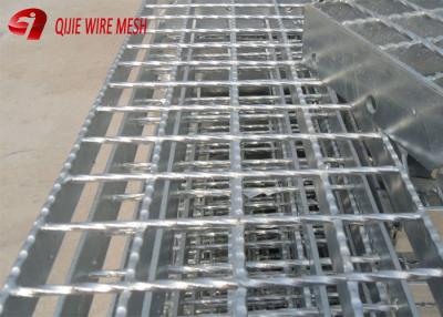 China Metal Building Materials Steel Floor Grating Hot Dipped Galvanized For Walkway for sale