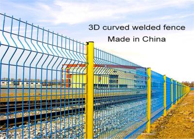 Chine Les panneaux de barrière de grillage soudés par vert ont galvanisé le grillage clôturant 2x2.5m à vendre
