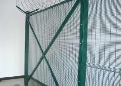 中国 ポリ塩化ビニールはパネルの反切口及び反上昇の防御フェンスを囲う358網に塗りました 販売のため