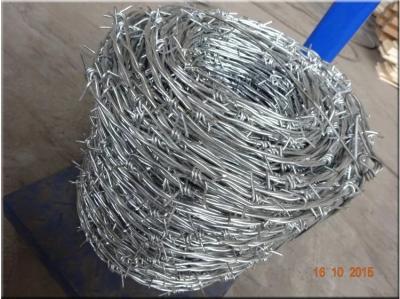 China Barbed Wire/Cheap Barbed Wire Price Per Roll/Barbed Wire Roll Price Fence for sale