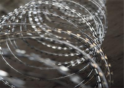 China Anti Theft Hot Dipped Barbed Bto-22 Concertina Razor Wire For Fence for sale