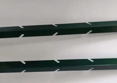 China verde de acero suave del poste del ángulo del hierro de la longitud 45x45x5m m de los 2ft coloreado para el ejército en venta