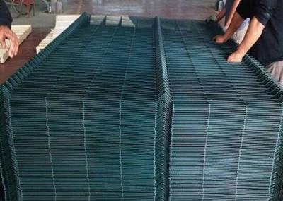China Corrosion Resistance 3d Curved Wire Mesh Fence Metal Frame With Peach - Type Post for sale