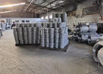 China Starker verstärkter Strang 2 4 Punkt galvanisierte Stahlstacheldraht zu verkaufen