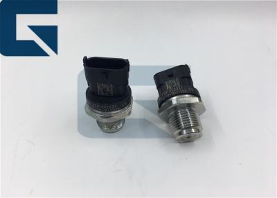China Sensor común de la presión del carril de la inyección de carburante de Bosch de 0281002937 accesorios del excavador en venta