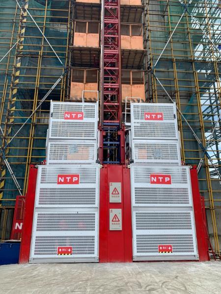 Quality SC200 Passenger Hoist Lift Construction Hoist 2000kg With Dual Or Single Cage for sale