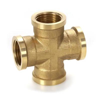 China Polished Cross-connection Pipe Fitting with Temperature Rating of 400°F for Heavy-Duty for sale