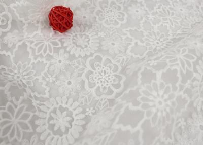 China Tela de morte do laço do bordado de nylon feito sob encomenda da malha para vestidos de casamento Eco amigável à venda
