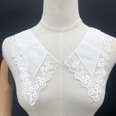China White Pattern Fabric Fake Collar Embroidered Hanfu Accessories Stereo Embroidered Cloud Shoulder Collar for sale