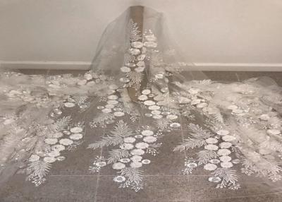Китай С белого цветка сетки 3Д вышивка отбортовала ткань 50