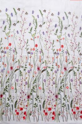 China Laço floral bordado pesado do tule, tela nupcial do laço da malha branca delicada pela jarda à venda