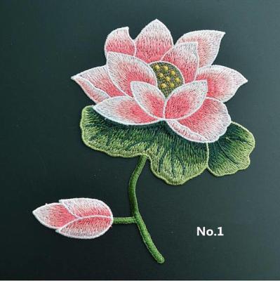 China Large Embroidered Flower Patches , Sew On Embroidered Appliques On Lace Fabric for sale