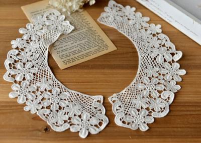China Embroidered Water Soluble Floral Lace Collar Applique For Lady Garment 100% Cotton for sale