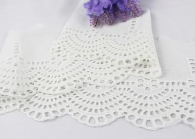 China White Floral Scalloped Embroidered Lace Trim , Venice Eyelet Bridal Lace Ribbon for sale
