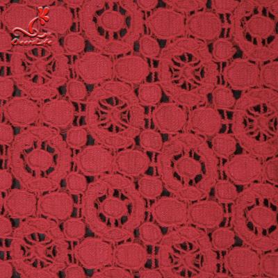 Chine Wholesale New Design African French Red Lace Fabric For Garment à vendre