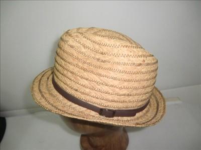中国 革ベルトが付いている浜の Raffia のブレードの帽子、ジグザグ形のステッチの夏の女性の麦わら帽子 販売のため