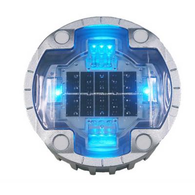중국 블루 태양광 LED 도로 스터드 반사기 알루미늄 75톤 부하 용량 판매용