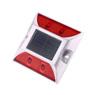China Red Color High Brightness LED Aluminum Solar Road Stud FCC Certificate for sale