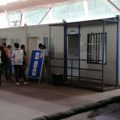 China Galvanized Steel 4.0mm 40ft Mobile Cabin Hospital for sale
