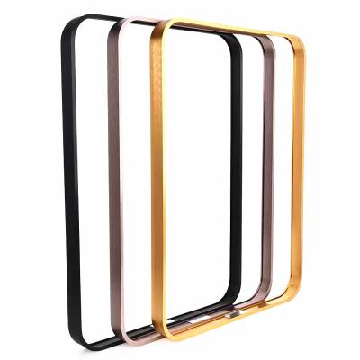 China Aluminio de aluminio cepillado oro rectangular del marco del espejo del perfil para la decoración de la casa en venta