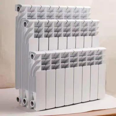China Radiador de aluminio bimetálico del panel de Hydronic para el sistema de calefacción en venta