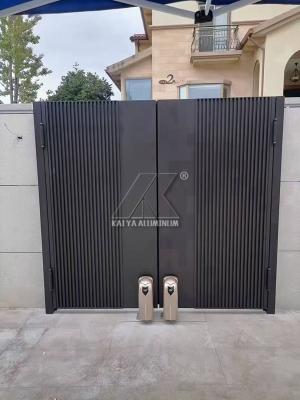 China Perfil de aluminio de la puerta de la entrada decorativa del patio para el jardín en venta
