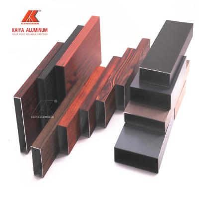 Китай Горизонтальный алюминиевый предкрылок зерна древесины профиля квадрата 6082 T6 ограждая панель для домашнего сада продается