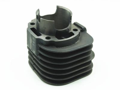 China Yamaha 100 Two Stroke Cylinder , Cast Iron Cylinder Block 52mm Cylinder Bore for sale