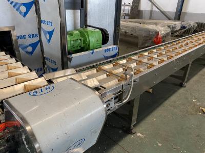 Cina Linea di produzione del cono gelato di 7000 Pcs/H in vendita