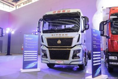 China SITRAK Fuel Truck Heavy Duty Trucks for sale