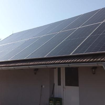 China Preço do painel solar 500W 540W 545W 550 Watt Bifacial fotovoltaico PV painéis solares 550W 600W 670W 700W à venda
