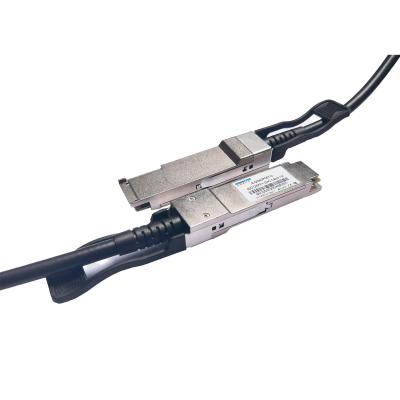中国 40G QSFP+ To QSFP+ DAC Direct Attach Copper Cable 7M 販売のため