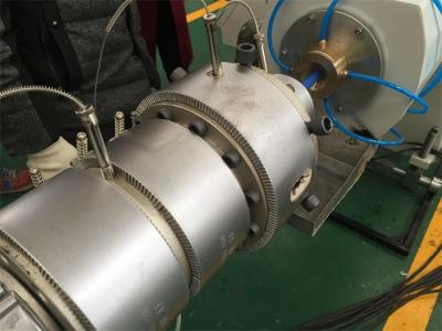 China Linha de produção da tubulação do controle PPR do PLC escala da tubulação de 16mm - de 63mm para a água quente à venda