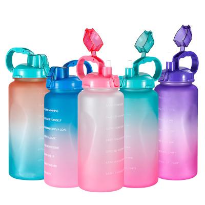 China Motivational BPA Free Plastic Water Bottles Half Gallon Jug Custom Logo for sale