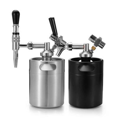 China Insulated 304 Stainless Steel Beer Keg With Tap 2L FDA LFGB Certified for sale