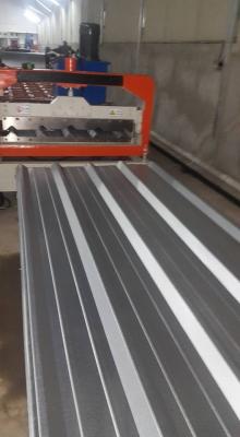 China Rollo del panel del tejado de la estación de 18 rodillos que forma la máquina manual Decoiler de 5 toneladas en venta