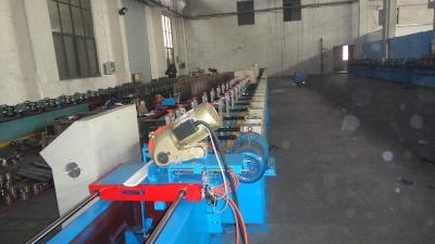 China Customize Insulated PU Roller Shutter Door Roll Forming Machine With Chain Transmission for sale
