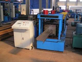 China PLC Control Z Purlin Roll Former Machine For 0.5 - 3 mm Thickness Material for sale