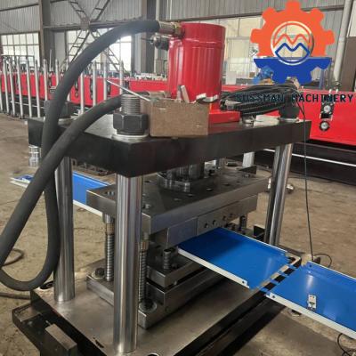 China 100mm Shelves Box Panel Roll Forming Machine 200mm Automatic Adjustable Storage Rack Back Shelf Production Line for sale