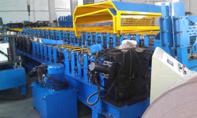 China Rolo redondo do Downspout que forma a máquina com controle do PLC, rolo da tubulação que forma a máquina à venda