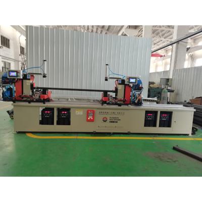 China Automatic 4 Meters Long Racking Lock Beam MIG Welding Machine With 4 Welders for sale