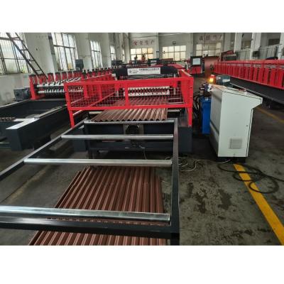 Chine 0.3 - 0.8mm Pre-Painted Steel Aluminum Zinc Metal Roofing Corrugated Sheet Roll Forming Machine Machine à vendre