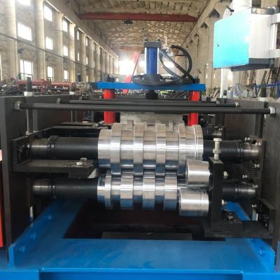 China 0.3mm Aluminium  Roof Panel Roll Forming Machine single chain drive for sale
